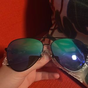 Off-white sunglasses great price